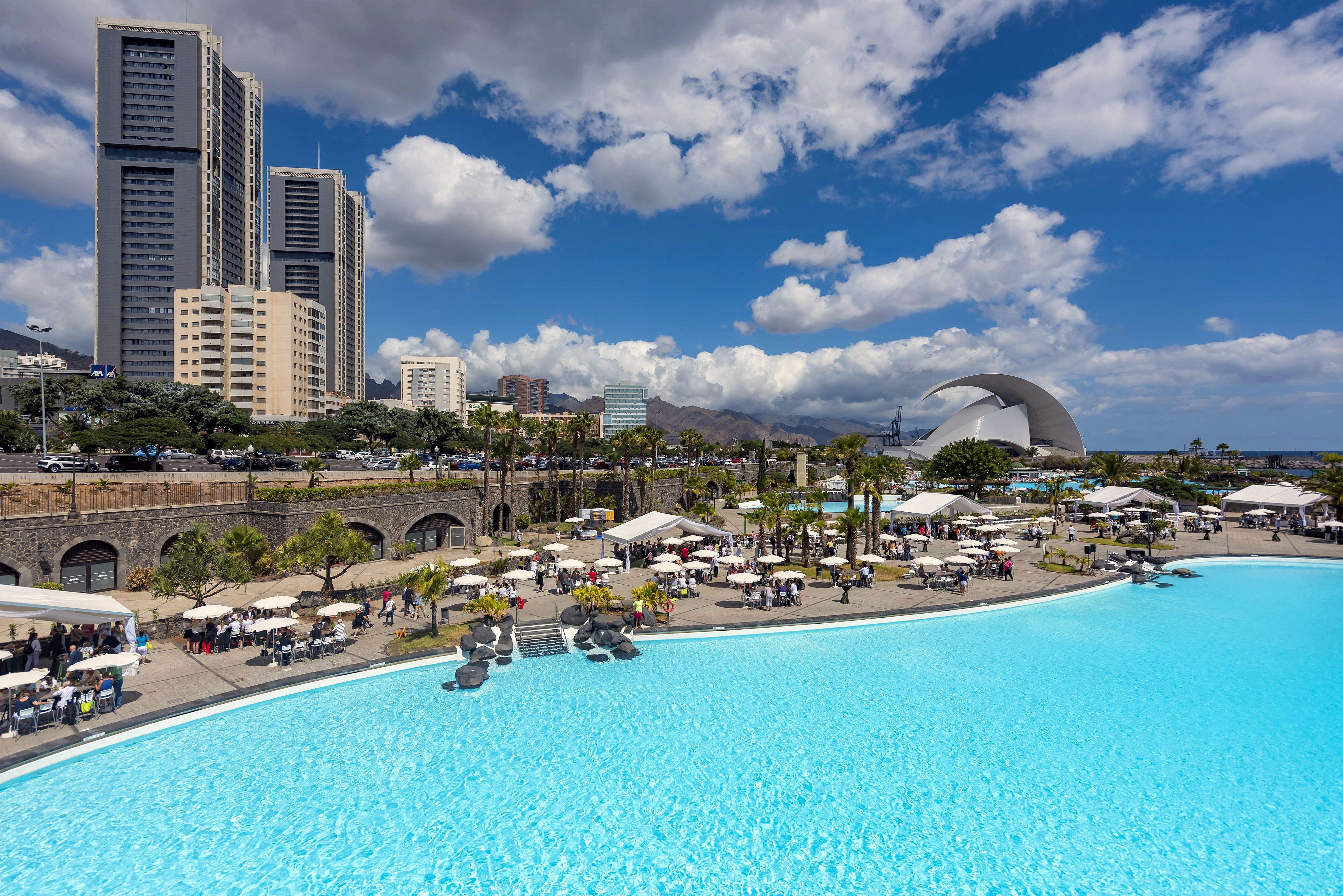 Hotel Adonis Plaza Santa Cruz de Tenerife Bagian luar foto